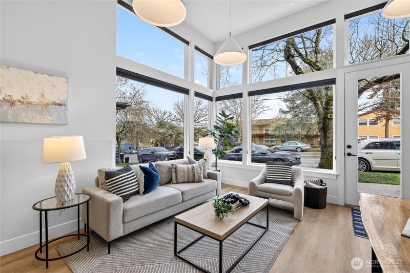 6543 35th Avenue SW B