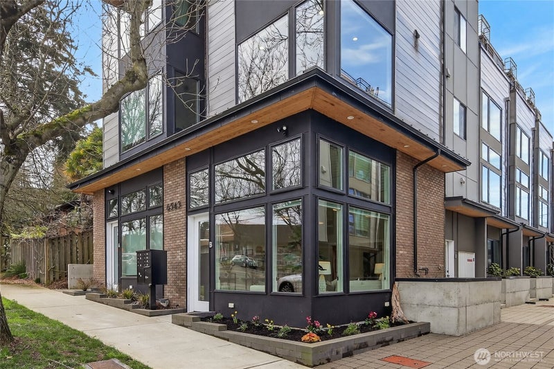 6543 35th Avenue SW B