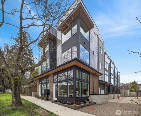 Photo of 6543 35th Avenue SW #B, Seattle, WA 98126 (MLS # 2518115)