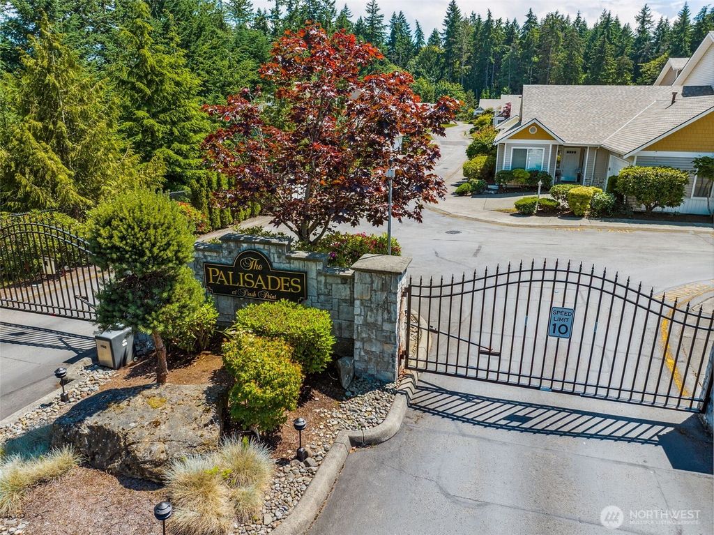Photo of 31867 48th Circle SW #14A, Federal Way, WA 98023 (MLS # 2392852)