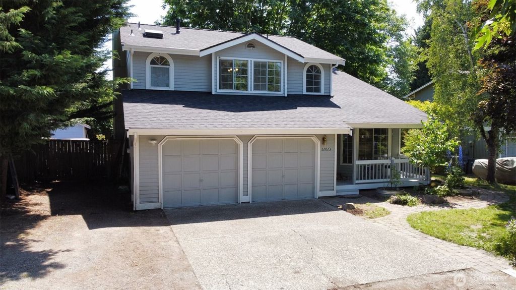 Photo of 22023 SE 266th Place, Maple Valley, WA 98038 (MLS # 2387854)