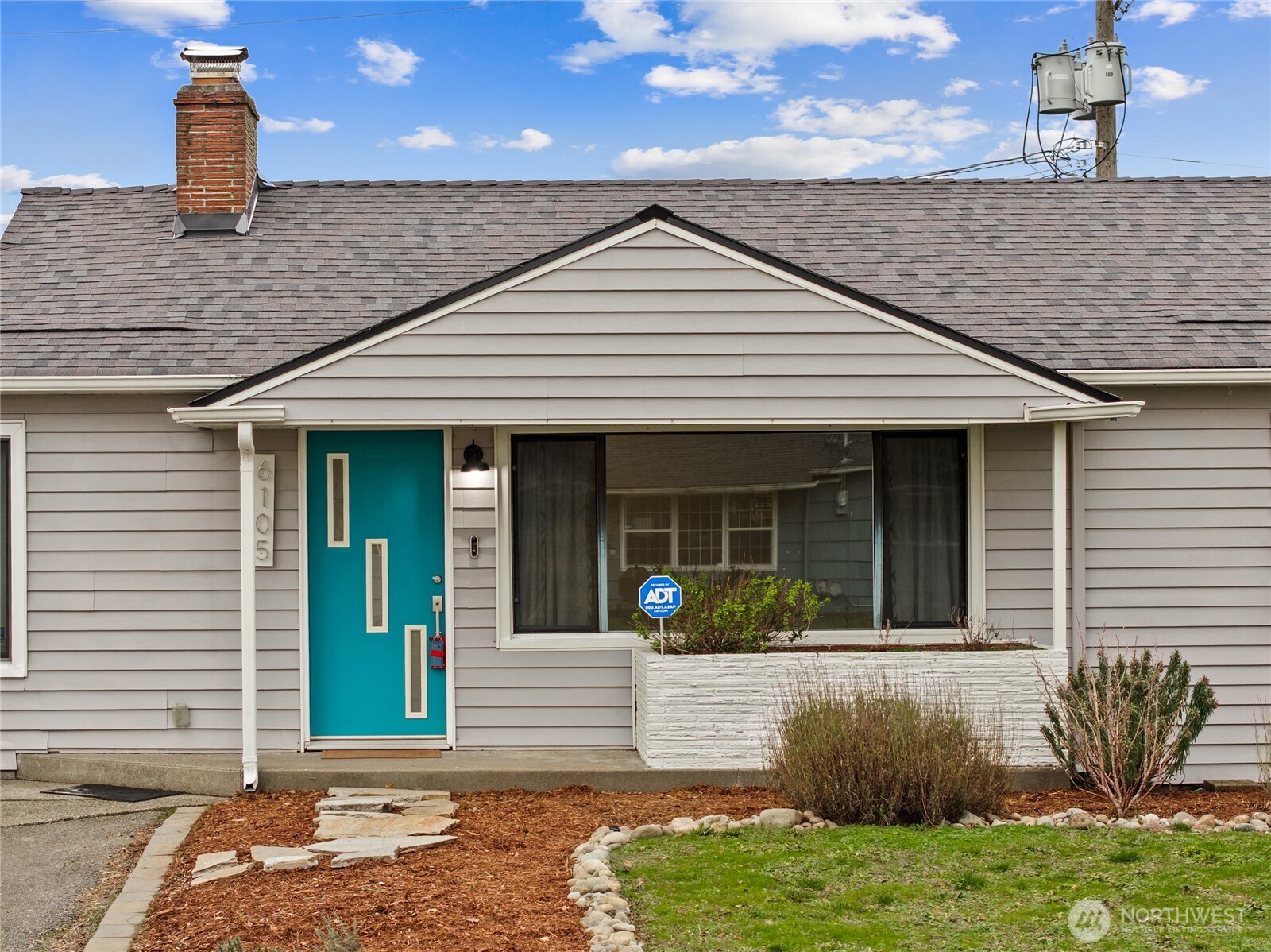 6105 Wildaire Road SW