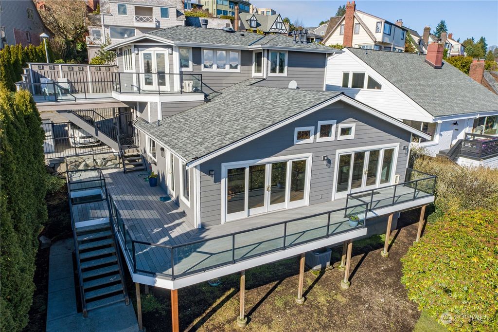 Photo of 2433 36th Avenue W, Seattle, WA 98199 (MLS # 2212578)