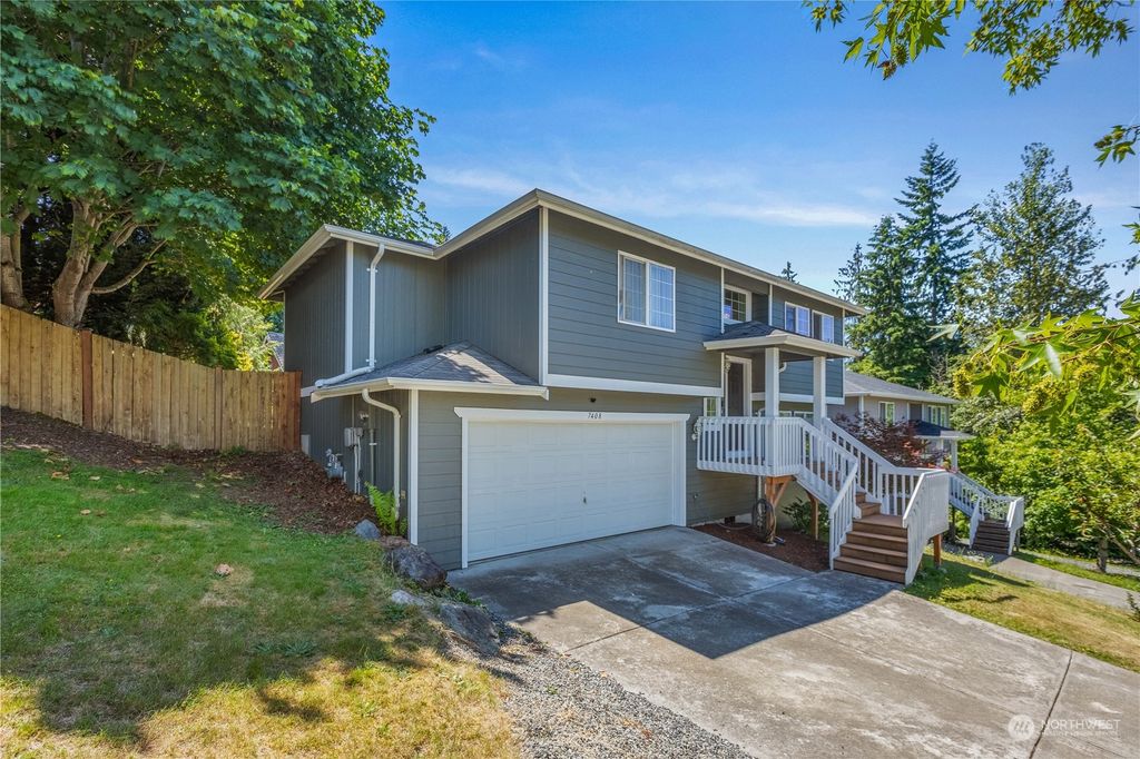 Photo of 7408 56th Place NE, Marysville, WA 98270 (MLS # 2134605)