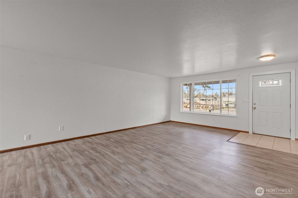 Photo of 224 7th Street, Gold Bar, WA 98251 (MLS # 2474573)