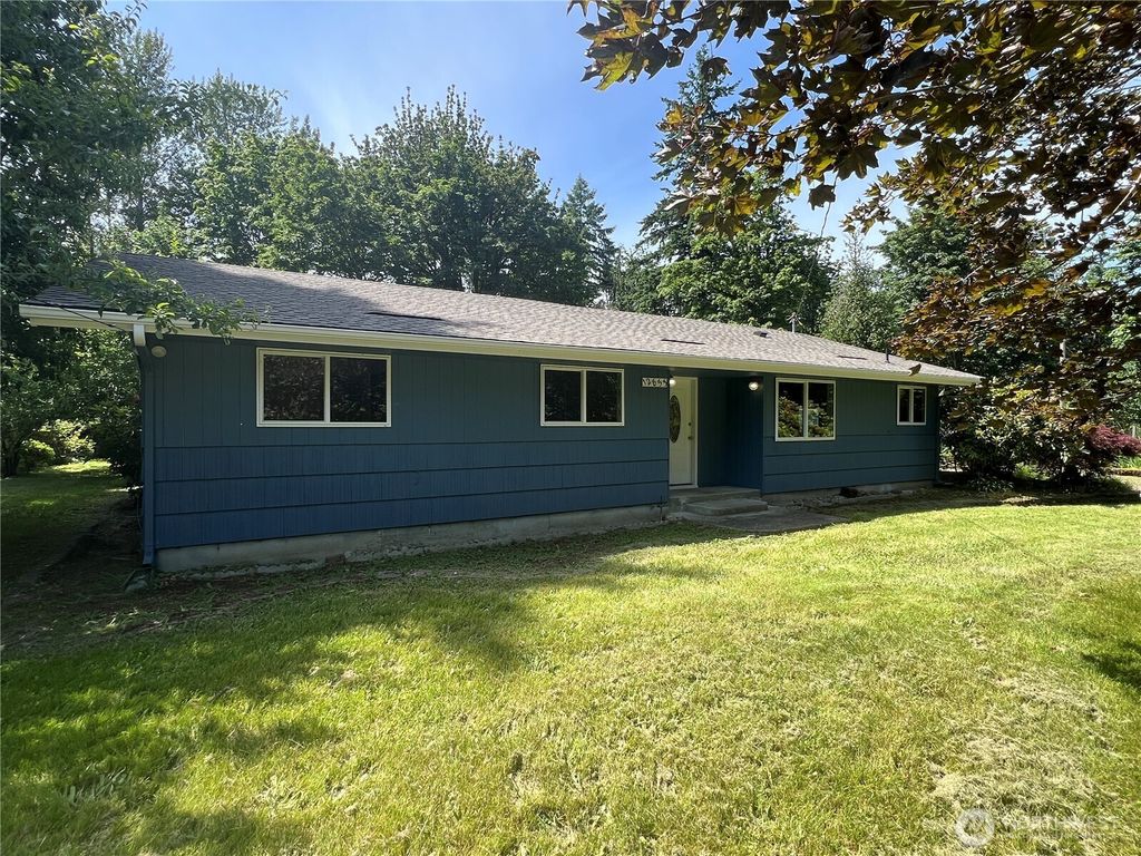 Photo of 12853 175th Avenue SE, Renton, WA 98059 (MLS # 2343470)