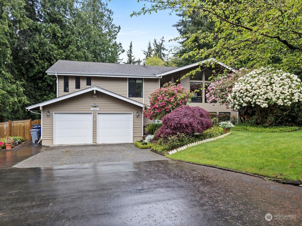 Photo of 19408 SE 21st Street, Sammamish, WA 98075 (MLS # 2030763)