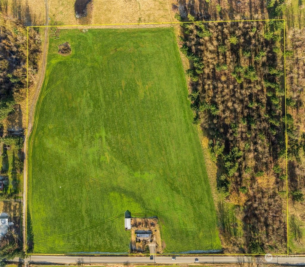 Photo of 23028 SE 400th Street, Enumclaw, WA 98022 (MLS # 2324861)