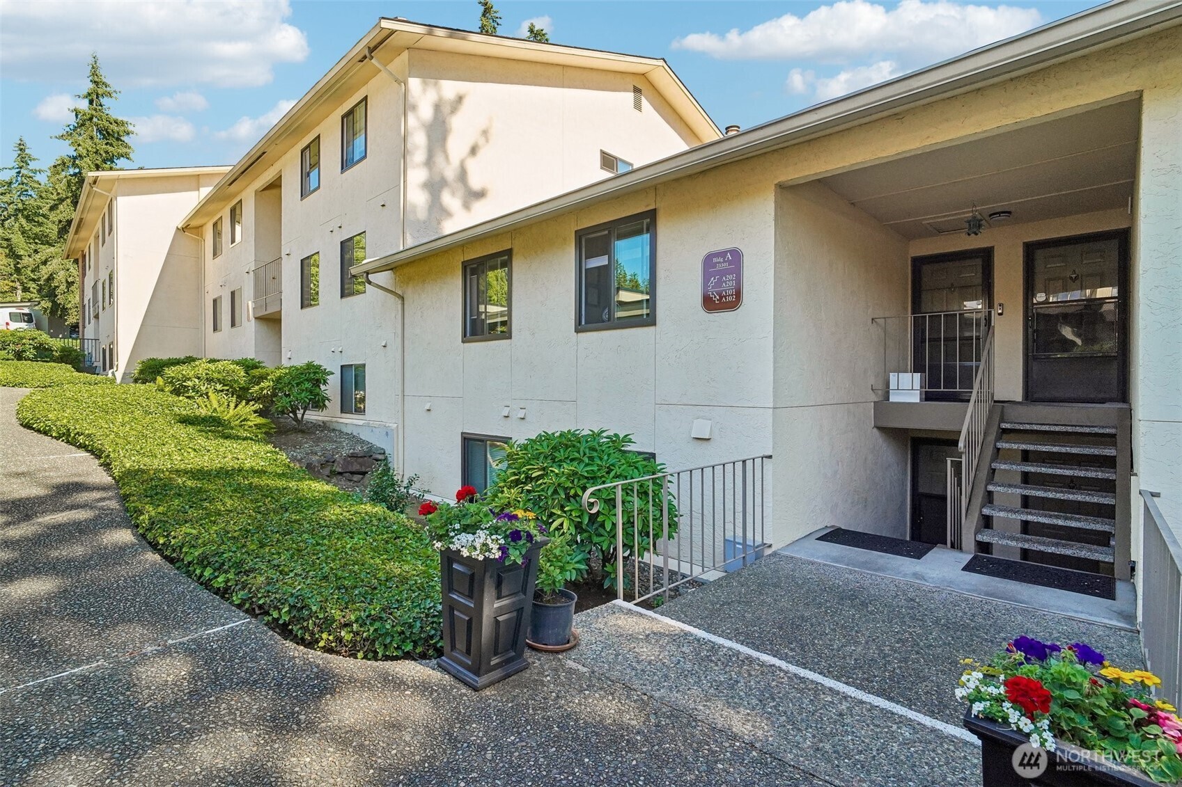 23301 Lakeview Drive A101