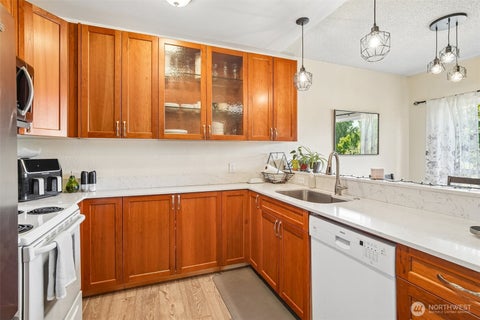 Photo of 23301 Lakeview Drive #A101, Mountlake Terrace, WA 98043 (MLS # 2544153)