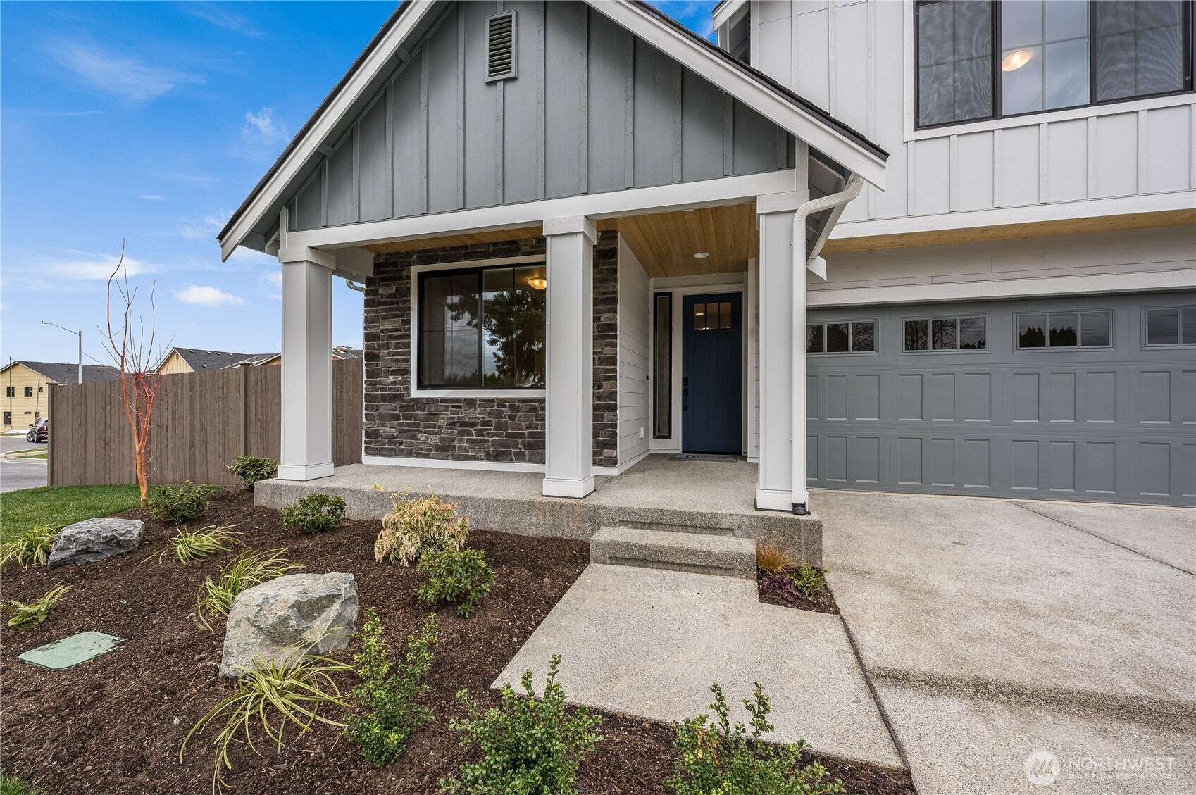 20226 125th Avenue NE SM2-04
