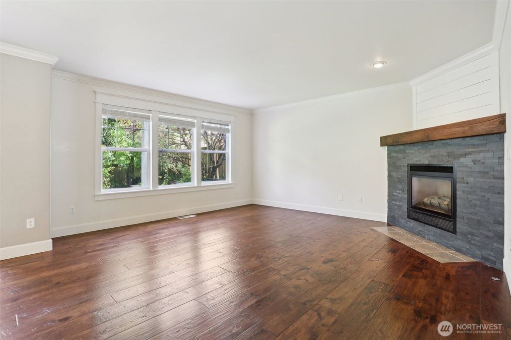 Photo of 2228 SE 3rd Street, Renton, WA 98056 (MLS # 2378769)