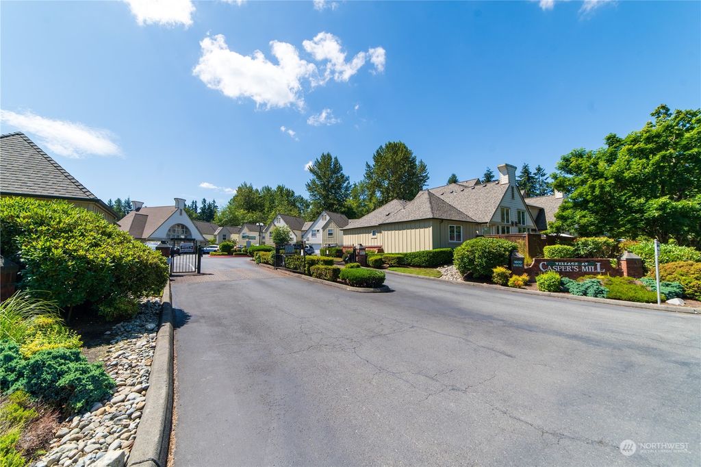 Photo of 1600 121st Street SE #L101, Everett, WA 98208 (MLS # 2269206)