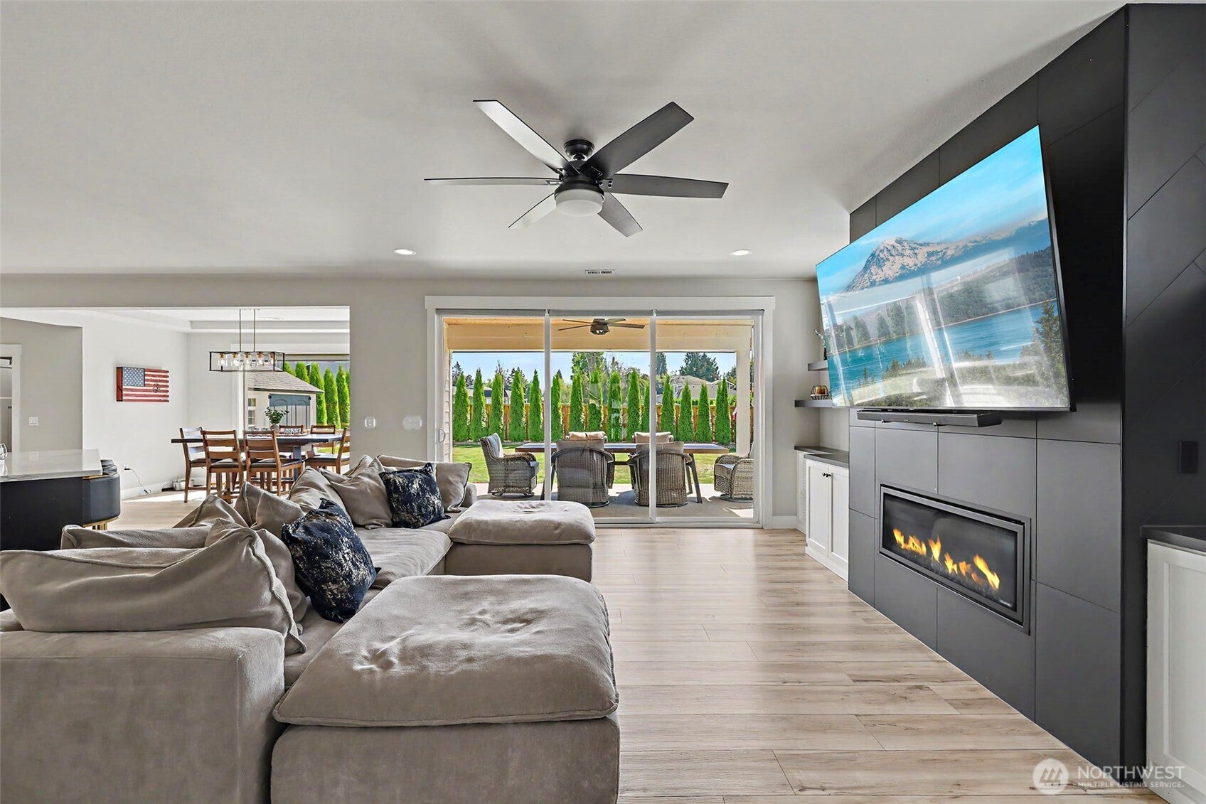 2690 Wyrick Court