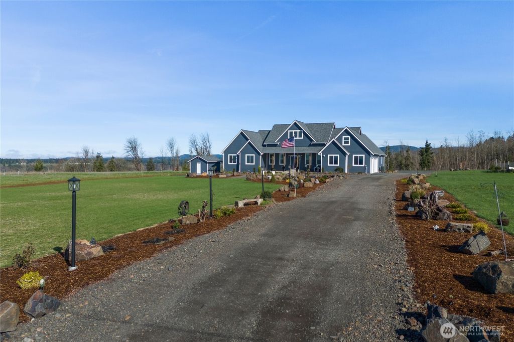 Photo of 249 Burnt Ridge Road, Onalaska, WA 98570 (MLS # 2467630)