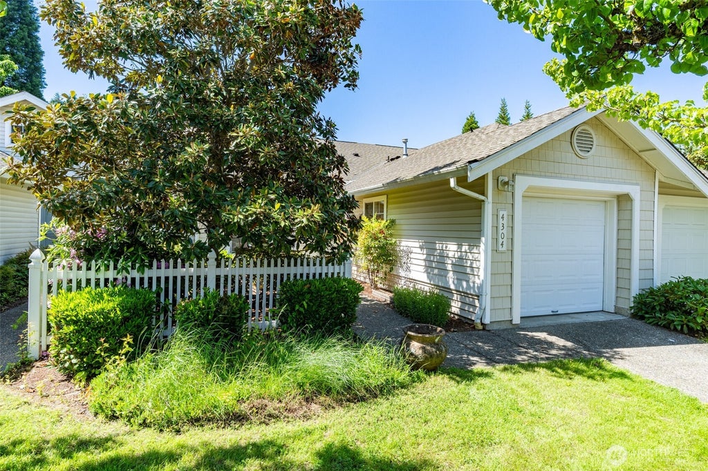 Photo of 4304 S 220th Place, Kent, WA 98032 (MLS # 2549683)