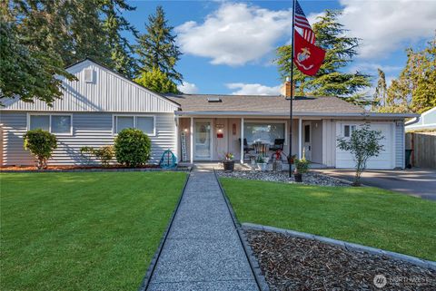 Photo of 6123 Fairlawn Drive SW, Lakewood, WA 98499 (MLS # 2413439)