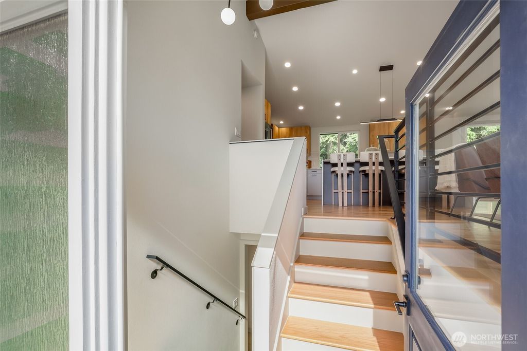 Photo of 19208 38th Place NE, Lake Forest Park, WA 98155 (MLS # 2388388)