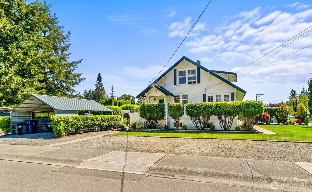 Photo of 8029 60th Drive NE, Marysville, WA 98270 (MLS # 2522549)