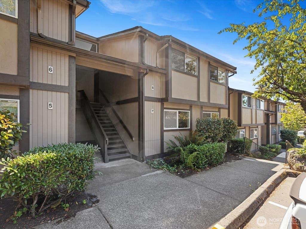 Photo of 4701 176th Street SW #A7, Lynnwood, WA 98037 (MLS # 2568513)