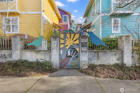 Photo of 112 22nd Avenue #B, Seattle, WA 98122 (MLS # 2480340)