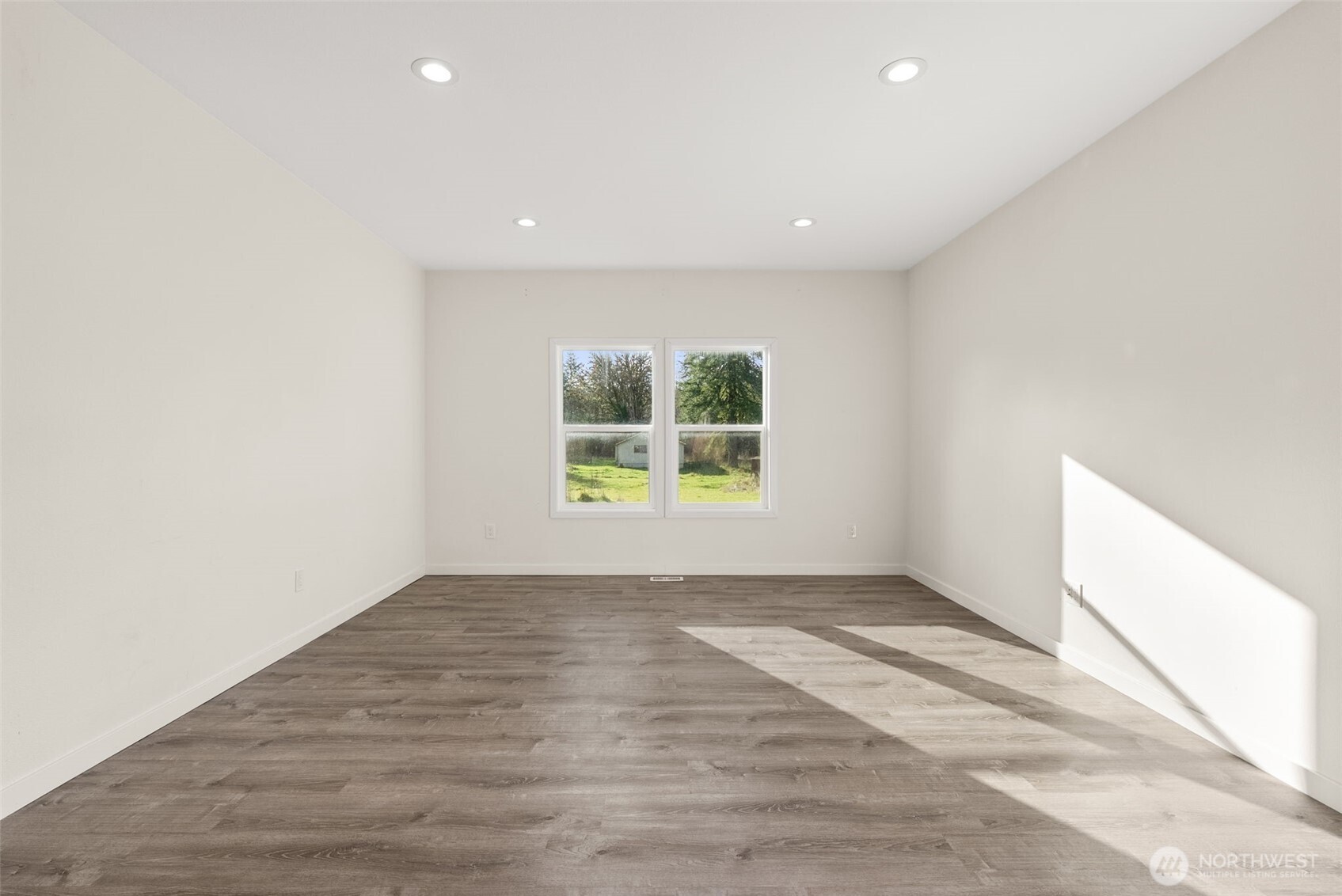 210 West Wishkah Road