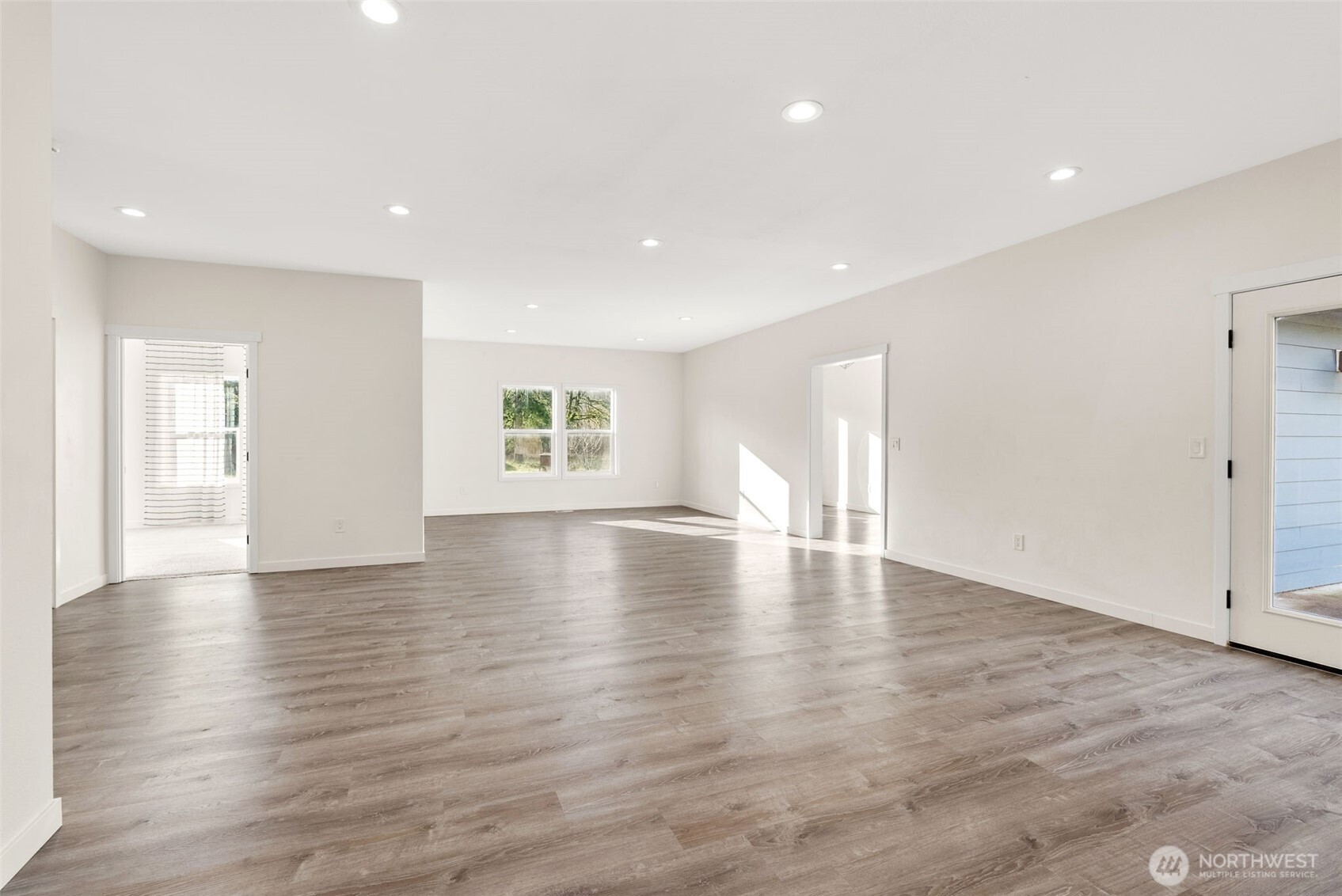 210 West Wishkah Road