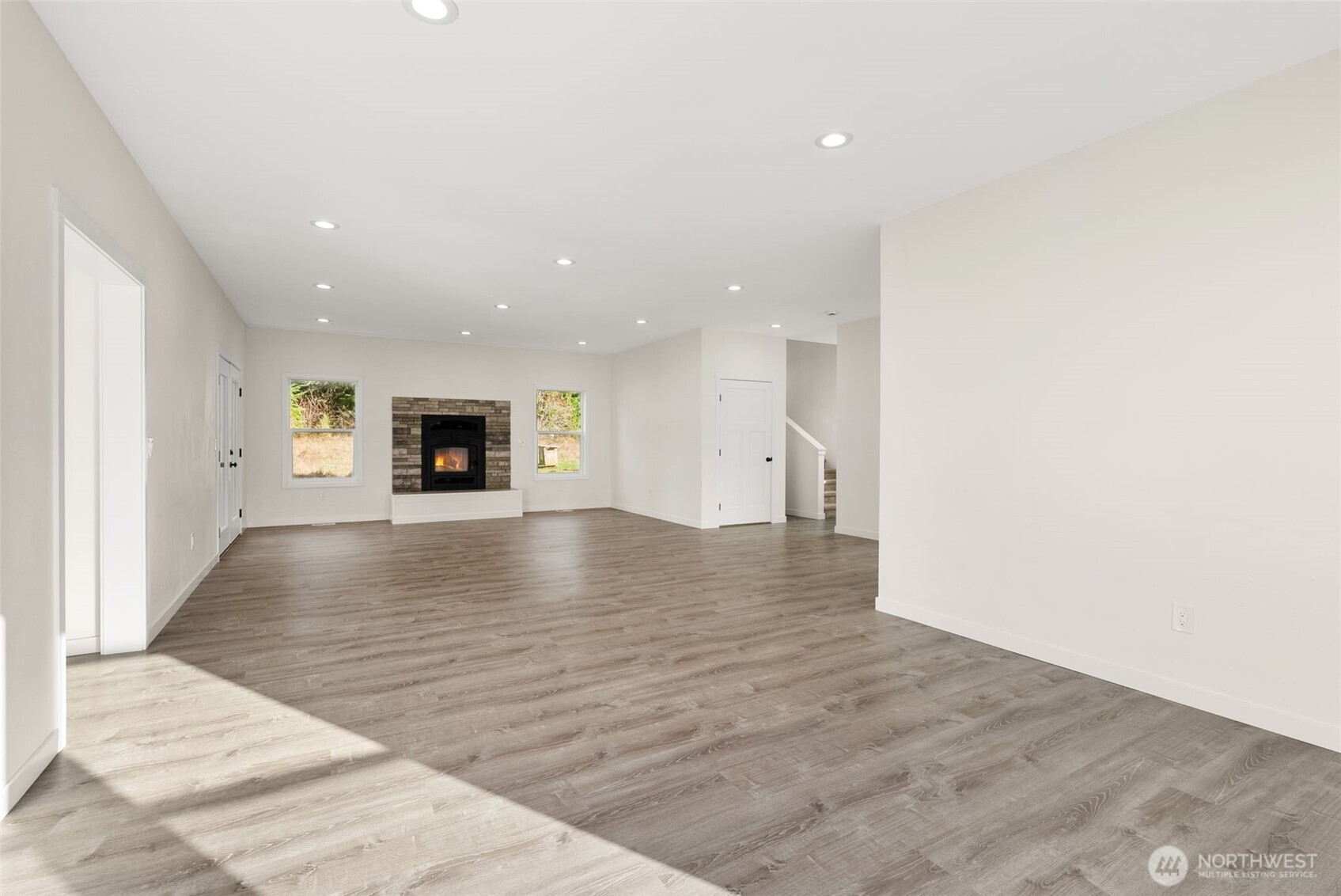 210 West Wishkah Road