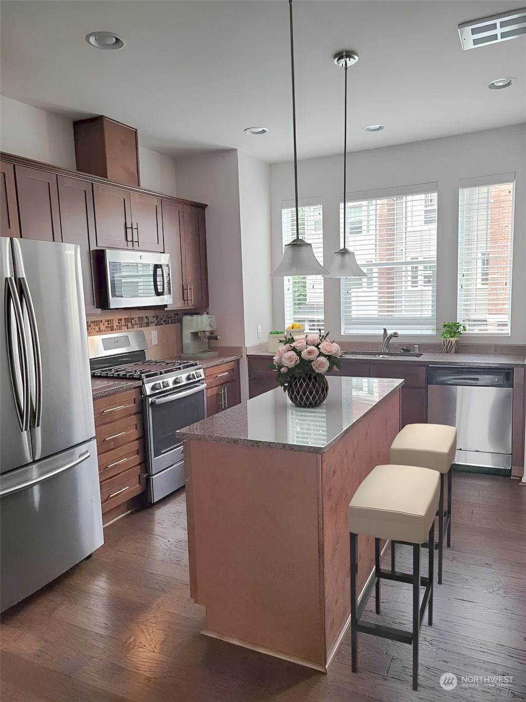 Photo of 11114 20th Drive SE, Everett, WA 98208 (MLS # 2189329)