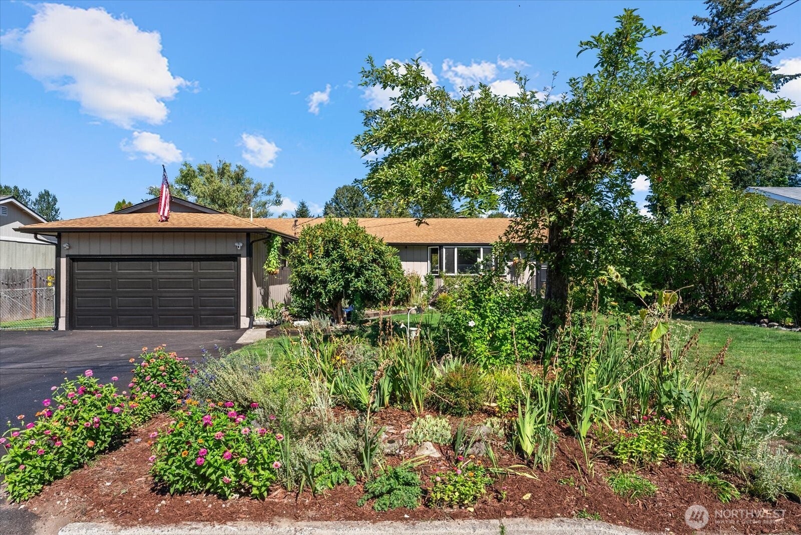 111 2nd Avenue SE