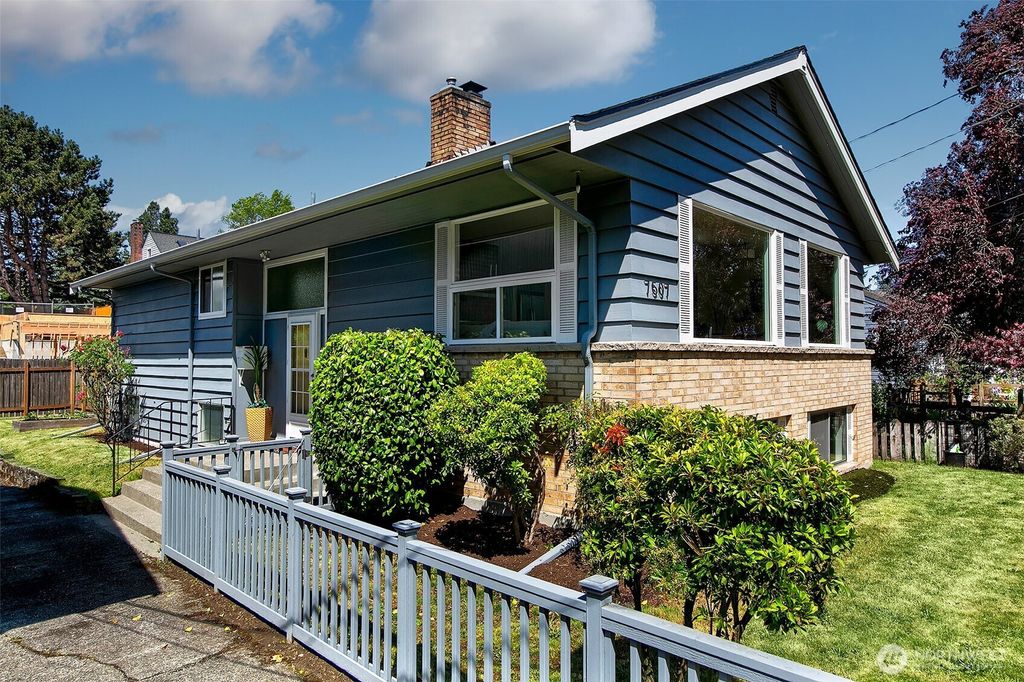 Photo of 7507 17th Avenue NW, Seattle, WA 98117 (MLS # 2378515)