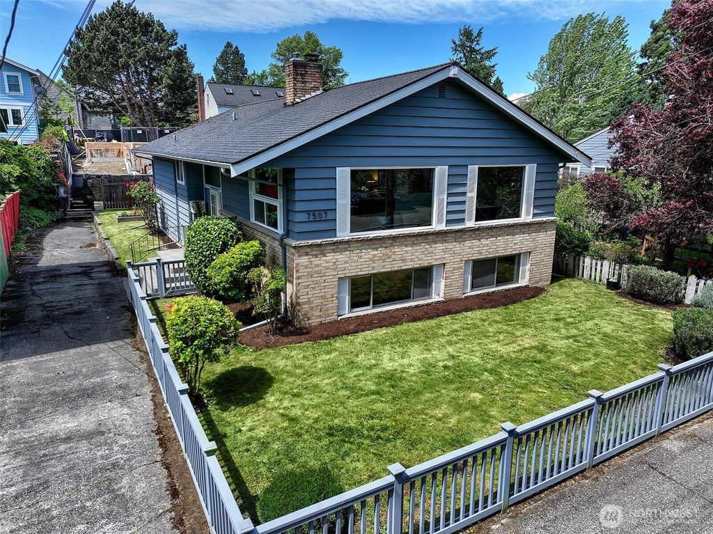Photo of 7507 17th Avenue NW, Seattle, WA 98117 (MLS # 2378515)
