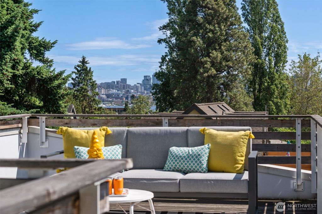 Photo of 3642 A Interlake Avenue N, Seattle, WA 98103 (MLS # 2408633)