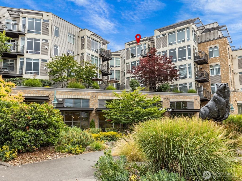 Photo of 211 Kirkland Avenue #526, Kirkland, WA 98033 (MLS # 2415856)