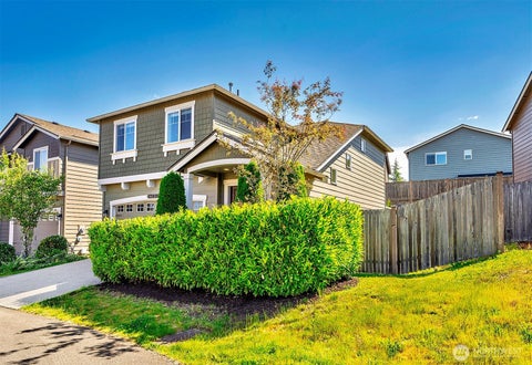 Photo of 20231 4th Place W, Lynnwood, WA 98036 (MLS # 2568377)