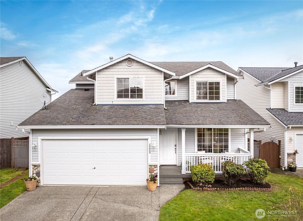 Photo of 2229 190th Street SW, Lynnwood, WA 98036 (MLS # 2503076)