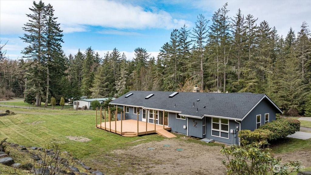 Photo of 1287 Hideaway Lane, Oak Harbor, WA 98277 (MLS # 2486329)