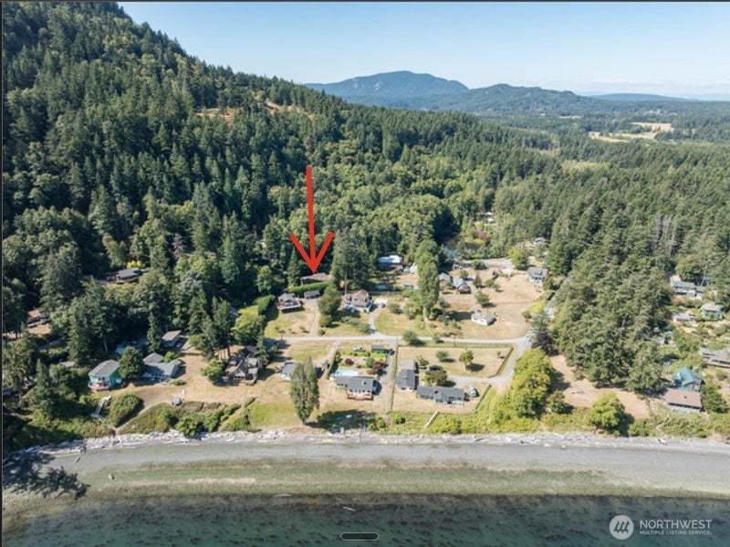 143 Raccoon Point Road