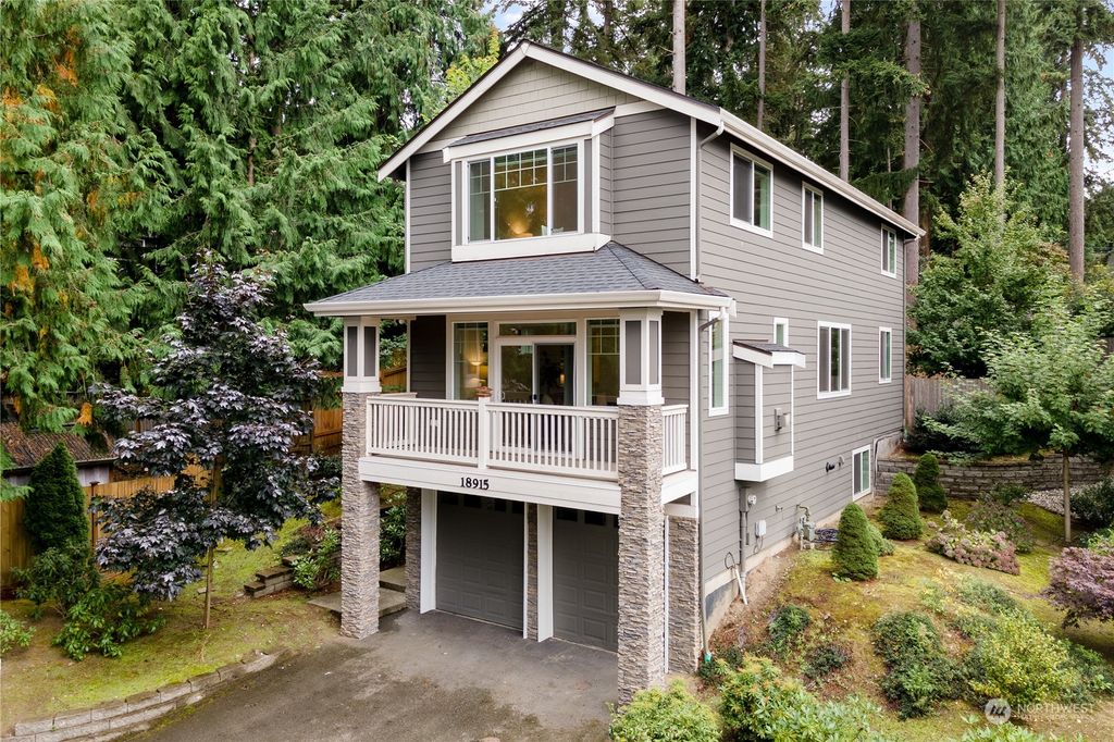Photo of 18915 16th Avenue NE, Shoreline, WA 98155 (MLS # 2303954)