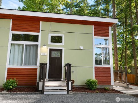 Photo of 15003 116th Pl PL NE, Kirkland, WA 98034 (MLS # 2556546)