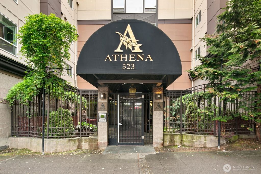 Photo of 323 Queen Anne Avenue N #508, Seattle, WA 98109 (MLS # 2362895)