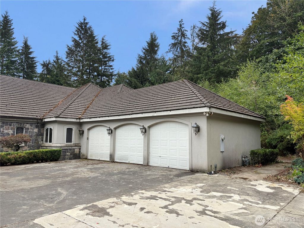 Photo of 31433 SE 62nd Way, Fall City, WA 98024 (MLS # 2436226)