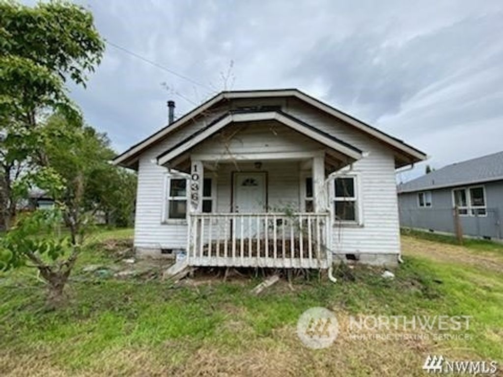 Photo of 1036 Algona Boulevard N, Algona, WA 98001 (MLS # 2195040)