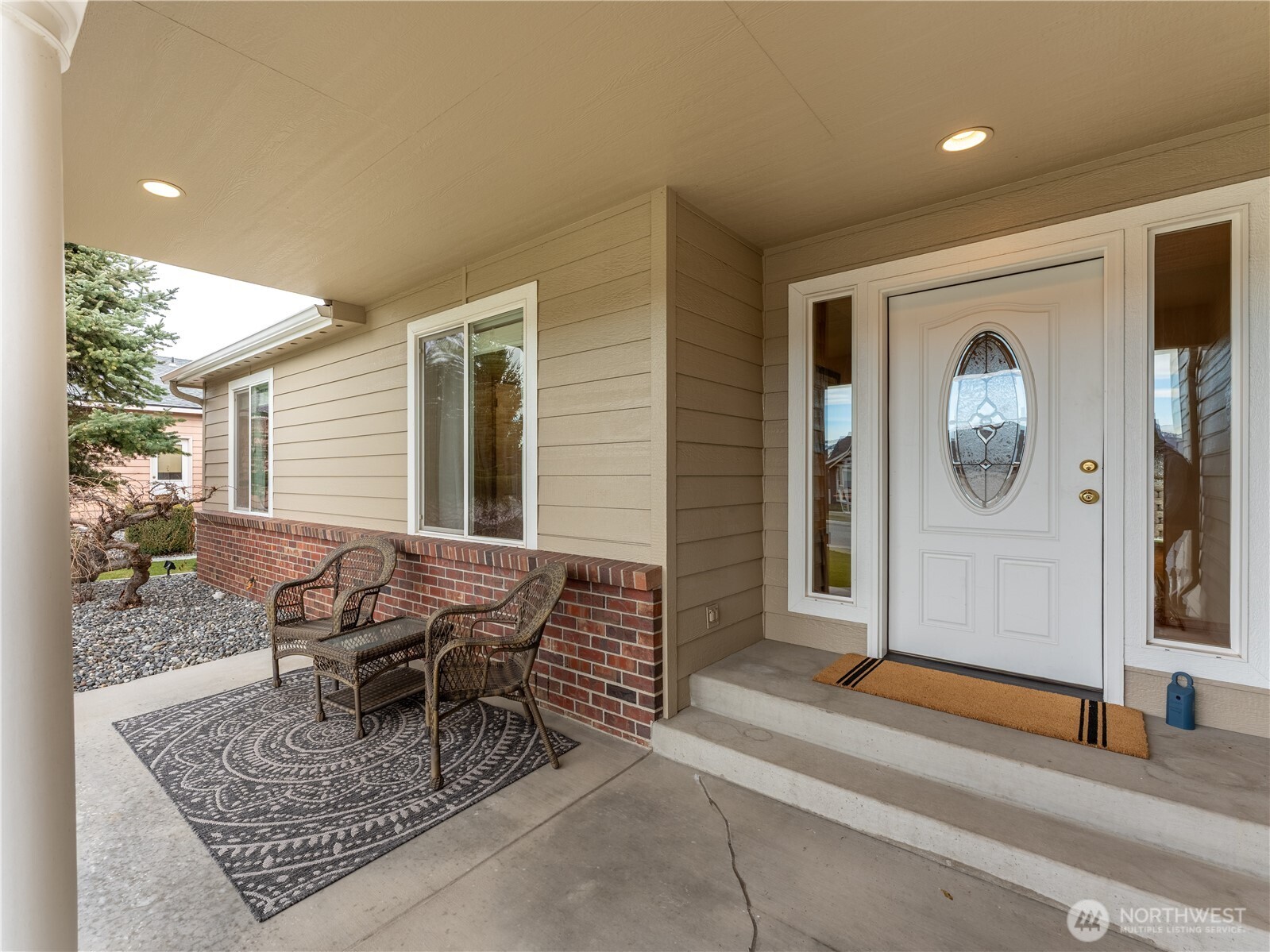 39 S Mandolin Avenue