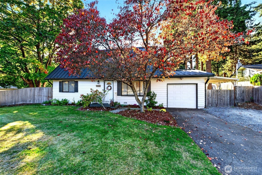 Photo of 14620 SE 140th Street, Renton, WA 98059 (MLS # 2584570)