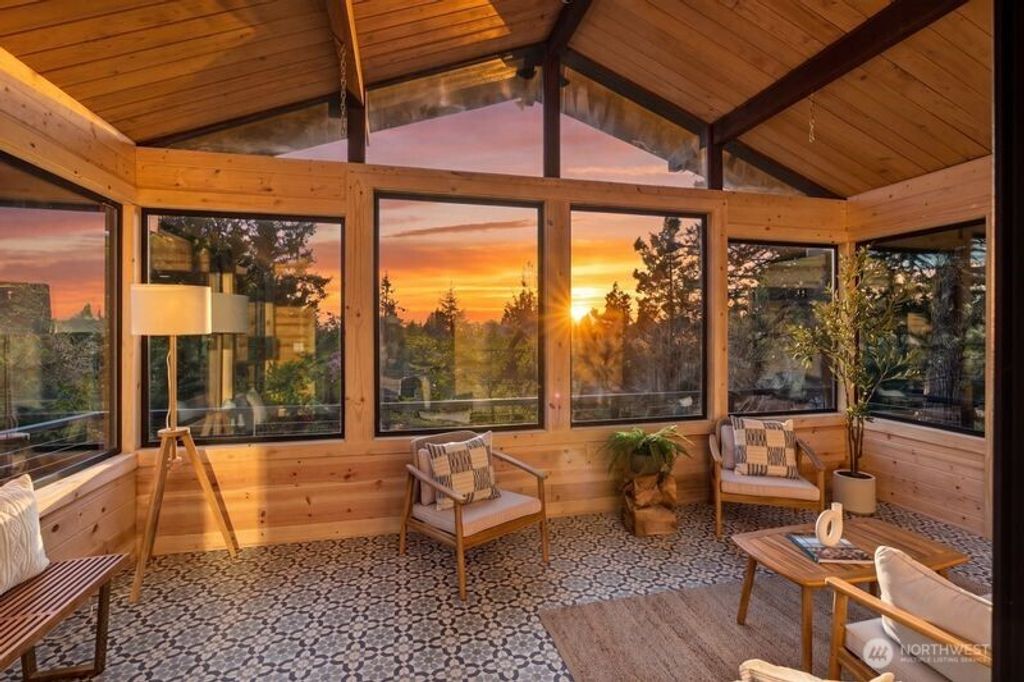 Photo of 3430 39th Avenue W, Seattle, WA 98199 (MLS # 2508513)