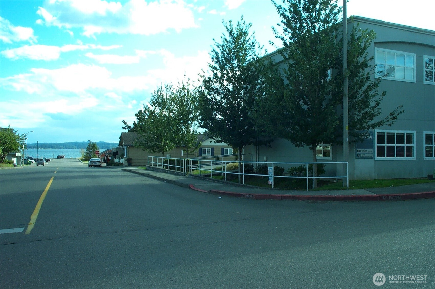 3501 NW Lowell Street