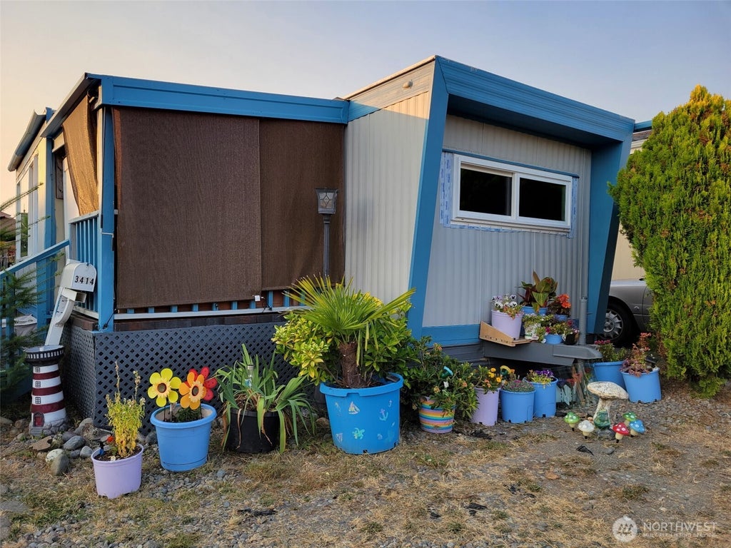 Photo of 3414 S 182nd St ST, SeaTac, WA 98188 (MLS # 2569168)