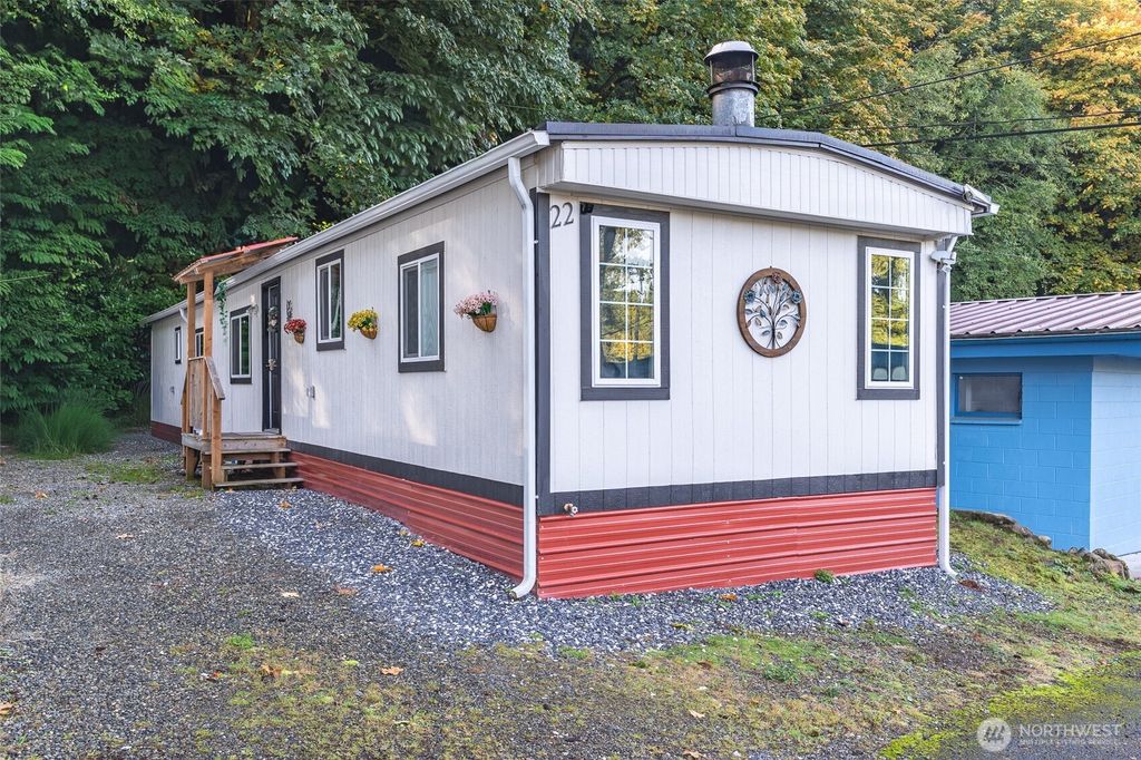 Photo of 16405 Maple Valley Hwy Hwy #22, Renton, WA 98058 (MLS # 2446825)