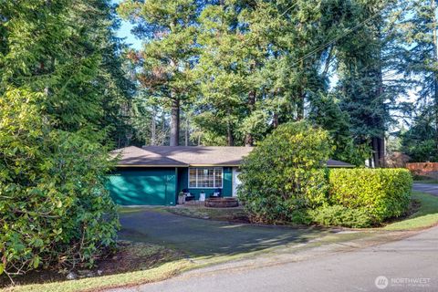 Photo of 16345 Fremont Place N, Shoreline, WA 98133 (MLS # 2463873)
